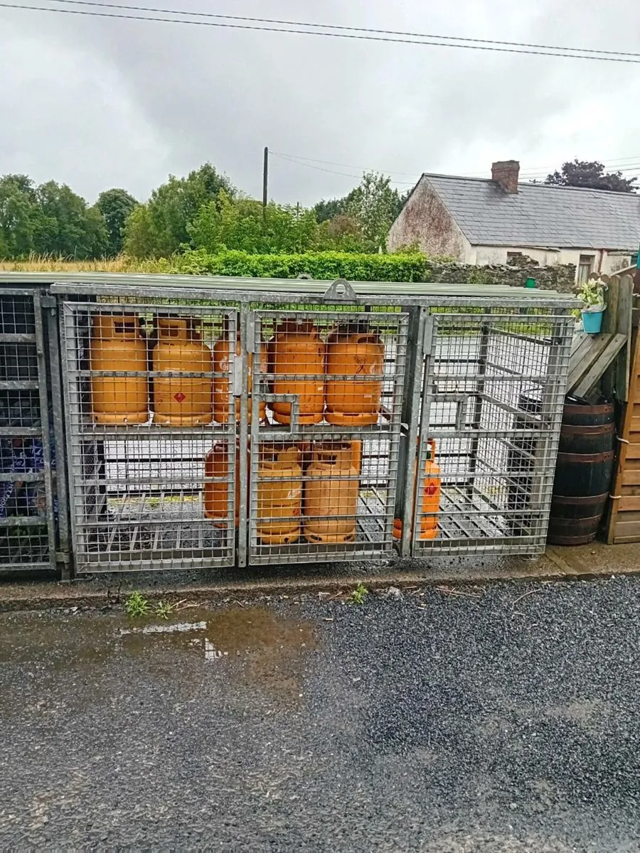 Cages for gas and coal - Image 3
