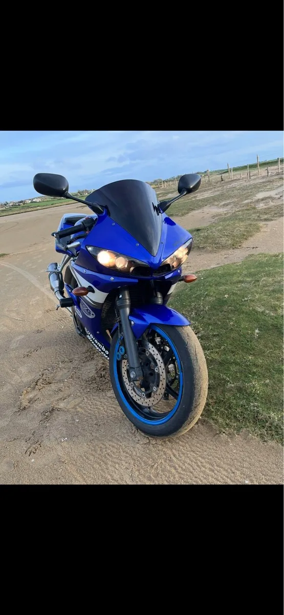 Yamaha r6 motorcycle - Image 2