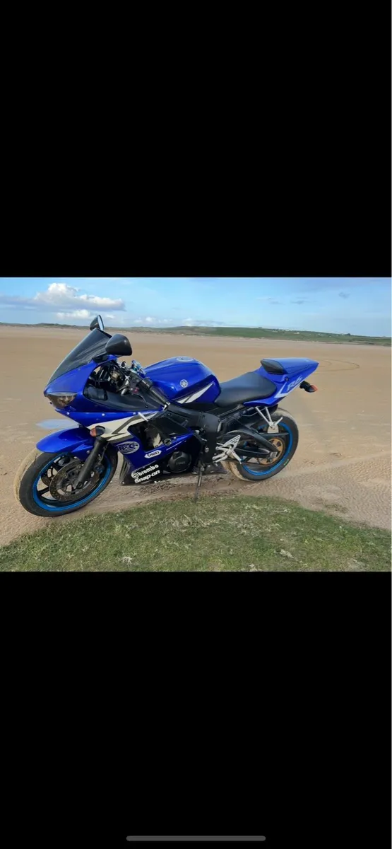 Yamaha r6 motorcycle - Image 3