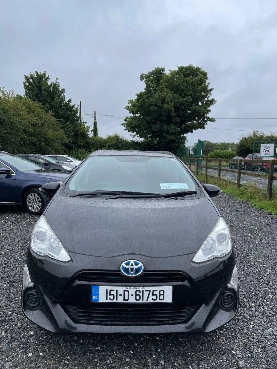 Toyota Aqua 2015 hybrid - Image 1