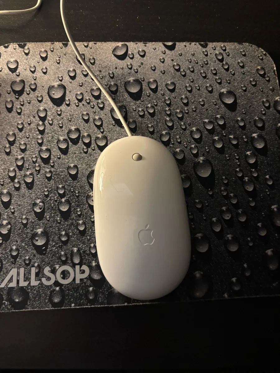 Apple iMac 21.5” (Mid-2010 - Image 4