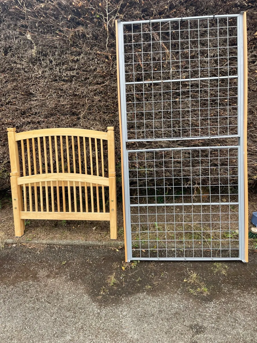 Single oak bed frame + mattress - Image 4