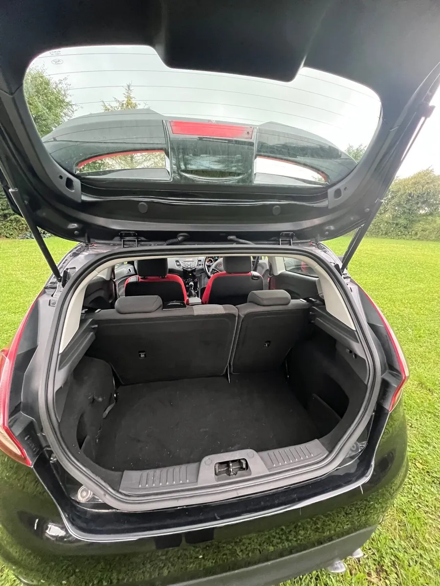 Ford Fiesta 2016 Black Edition 1.0 125ps - Image 4
