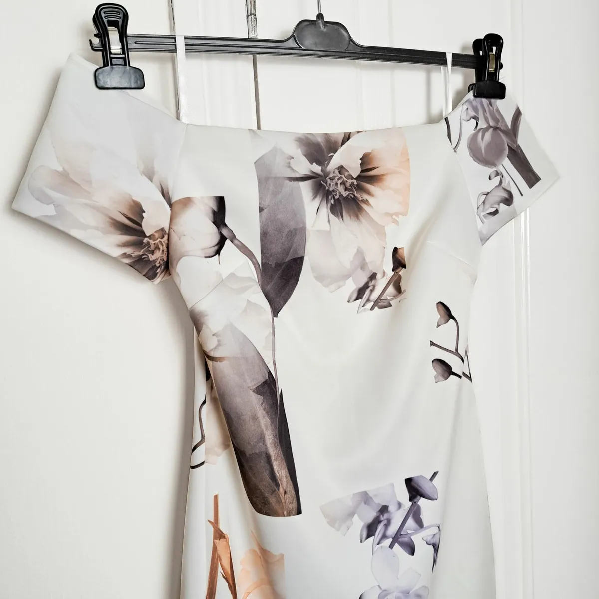 Ted Baker White Floral Bodycon Bardot Dress L - Image 2