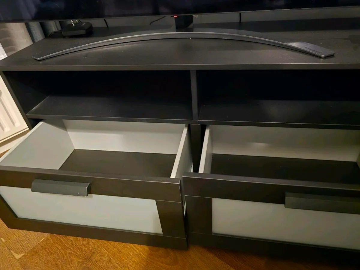 Tv units - Image 2