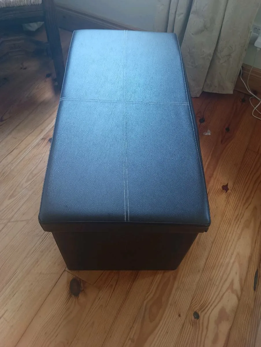 Brown leather effect storage box perfect condition - Image 2
