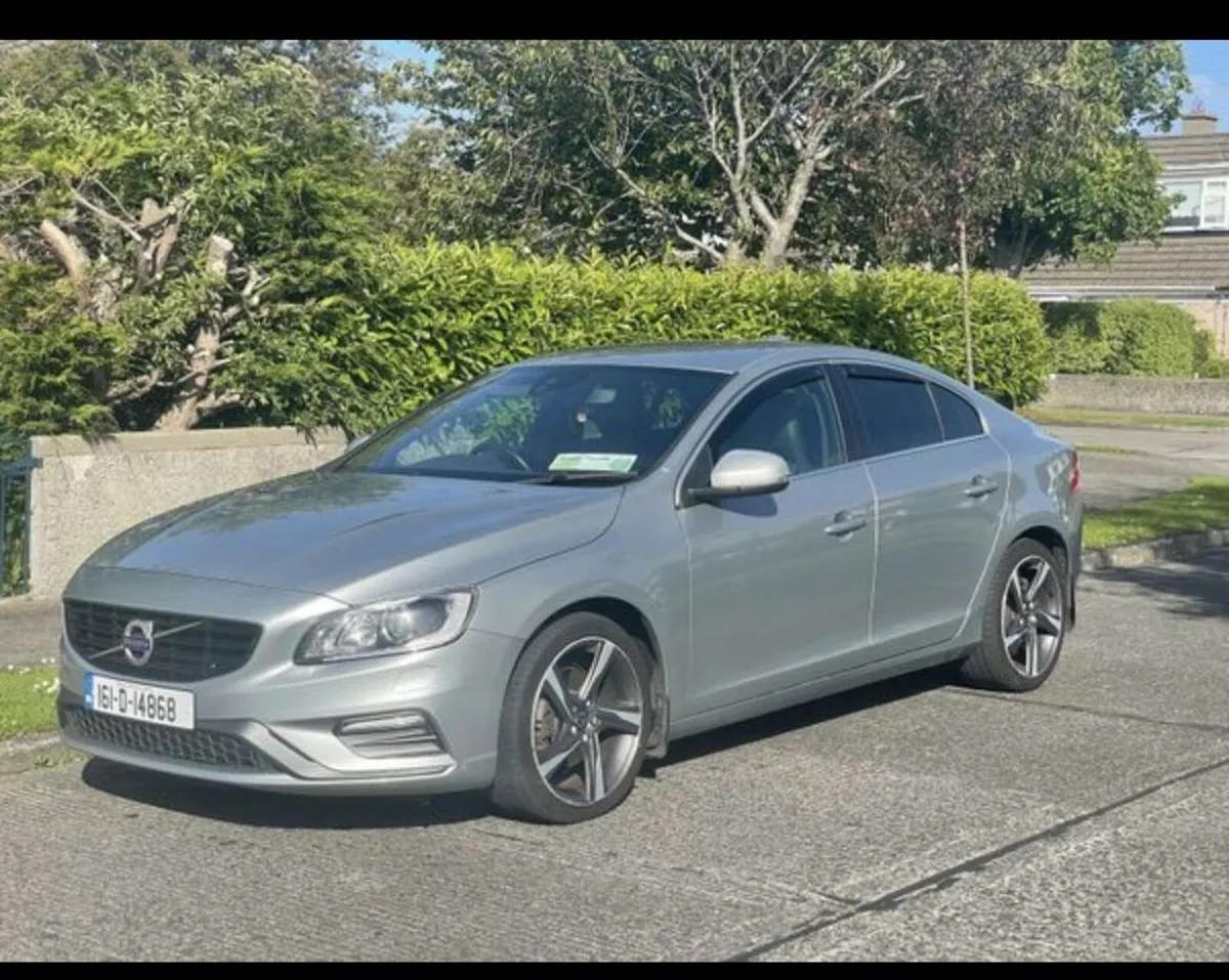 Volvo S60 R Design - Image 1