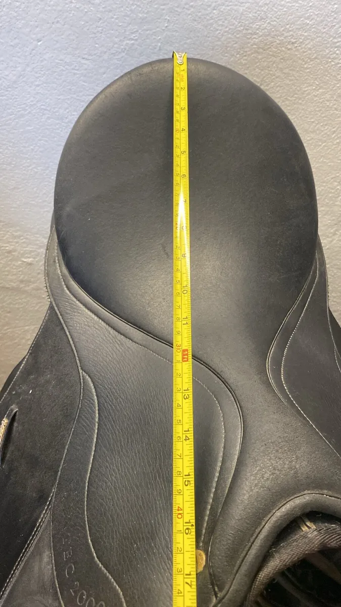 Knightrider 17.5” medium wide Leather saddle - Image 4