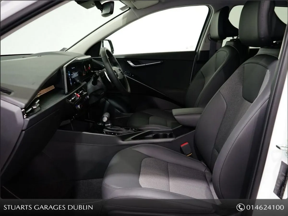 Kia Niro Phev K3 5DR Auto - Only 12000 Kilo Warra - Image 3
