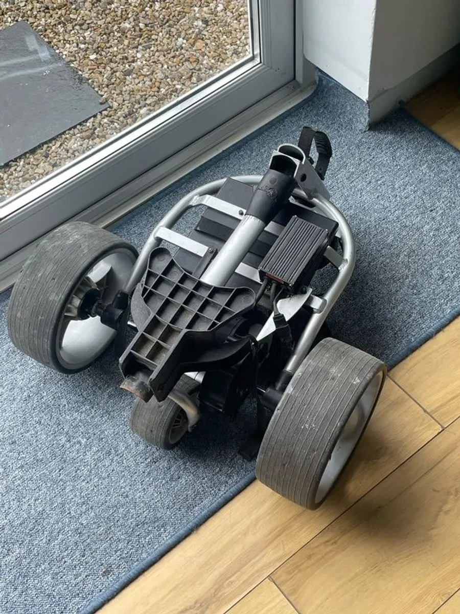 golf trolley - Image 1