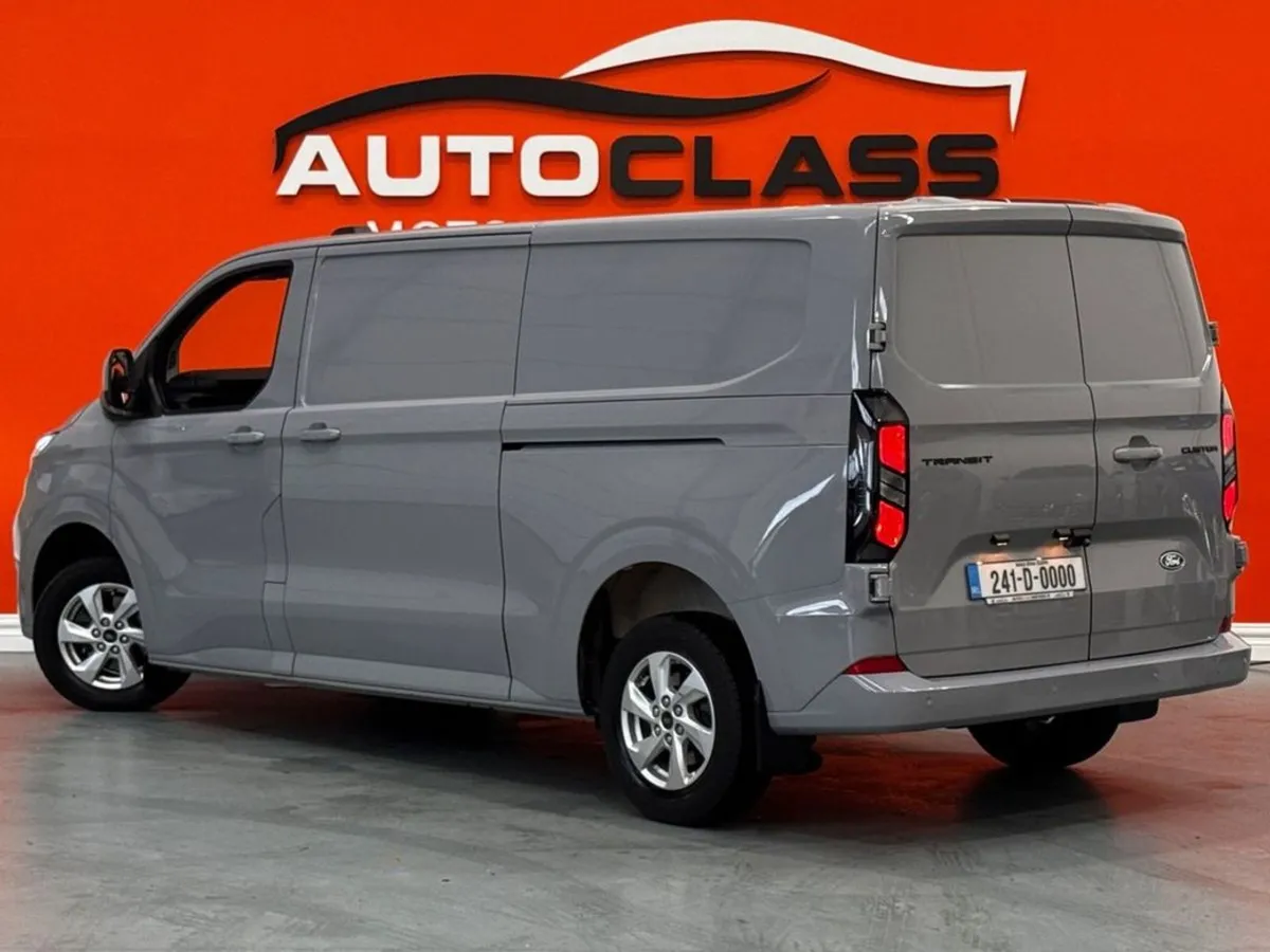 Ford Transit Custom 320 Limited L2h1 P/V Ecoblue - Image 4