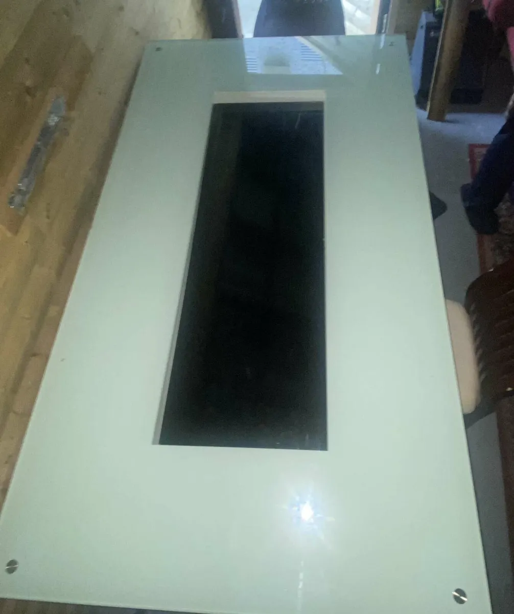 Dining room set glass table and six chairs - Image 1