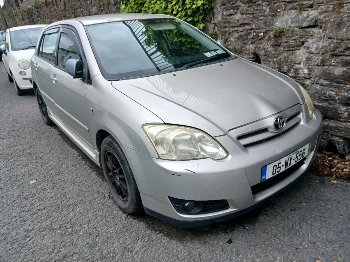 TOYOTA COROLLA 1.4 PETROL HATCHBACK - Image 2