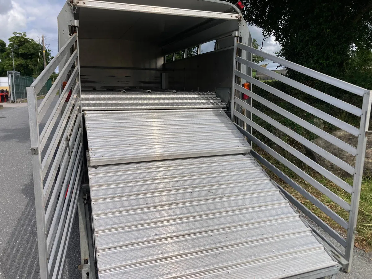 2017 Ifor Williams TA510-10 (10x5’10) Sheep Decks - Image 4