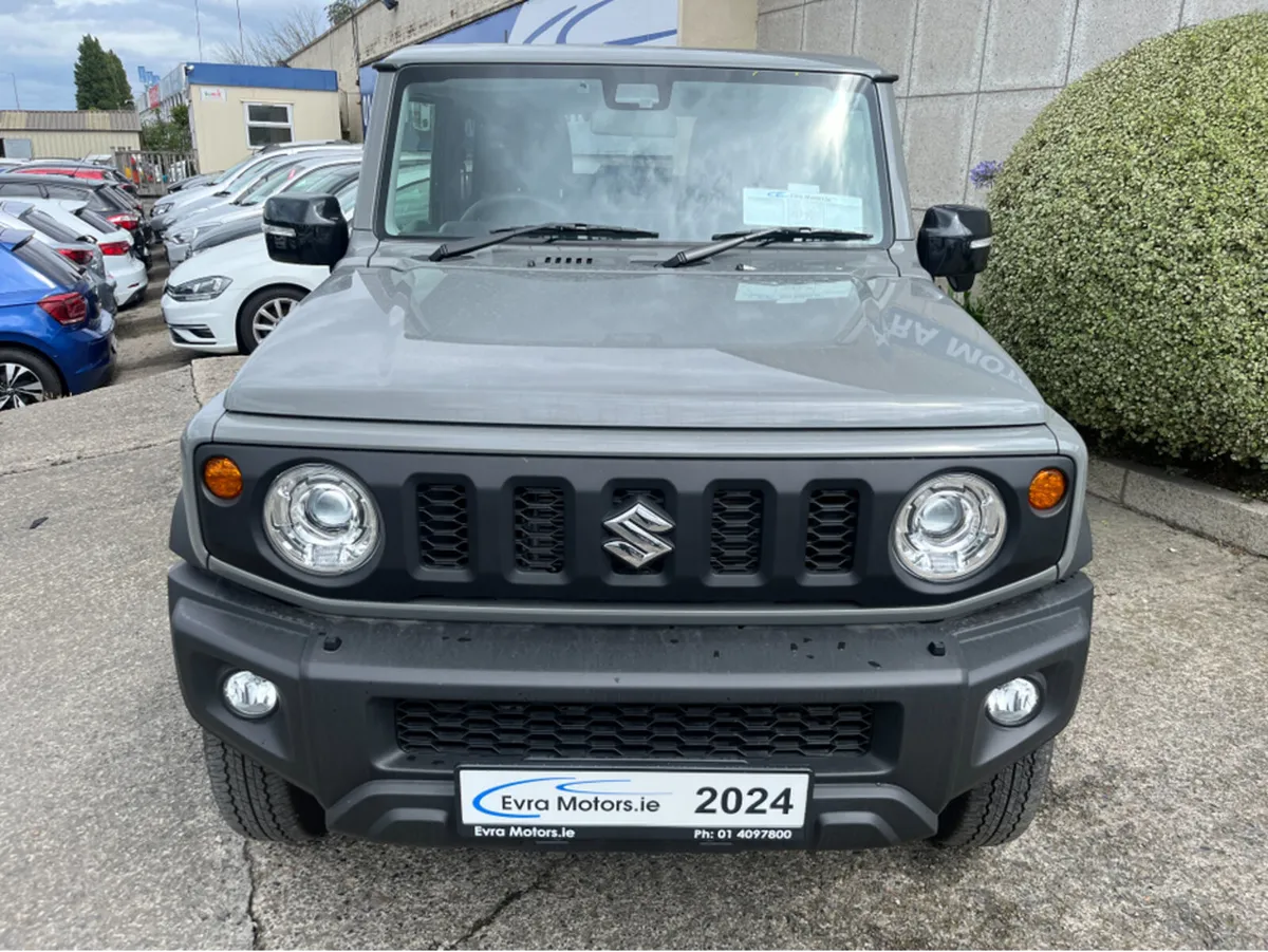 Suzuki Jimny SIERRA 4 SEAT 1.5 PETROL MANUAL //HIG - Image 2