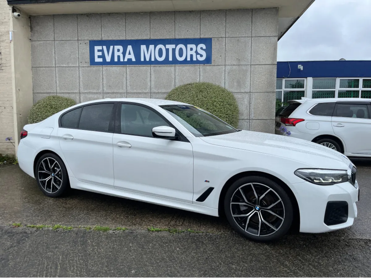 BMW 5-Series M-SPORT 520D 2.0 DIESEL AUTOMATIC MHE - Image 2