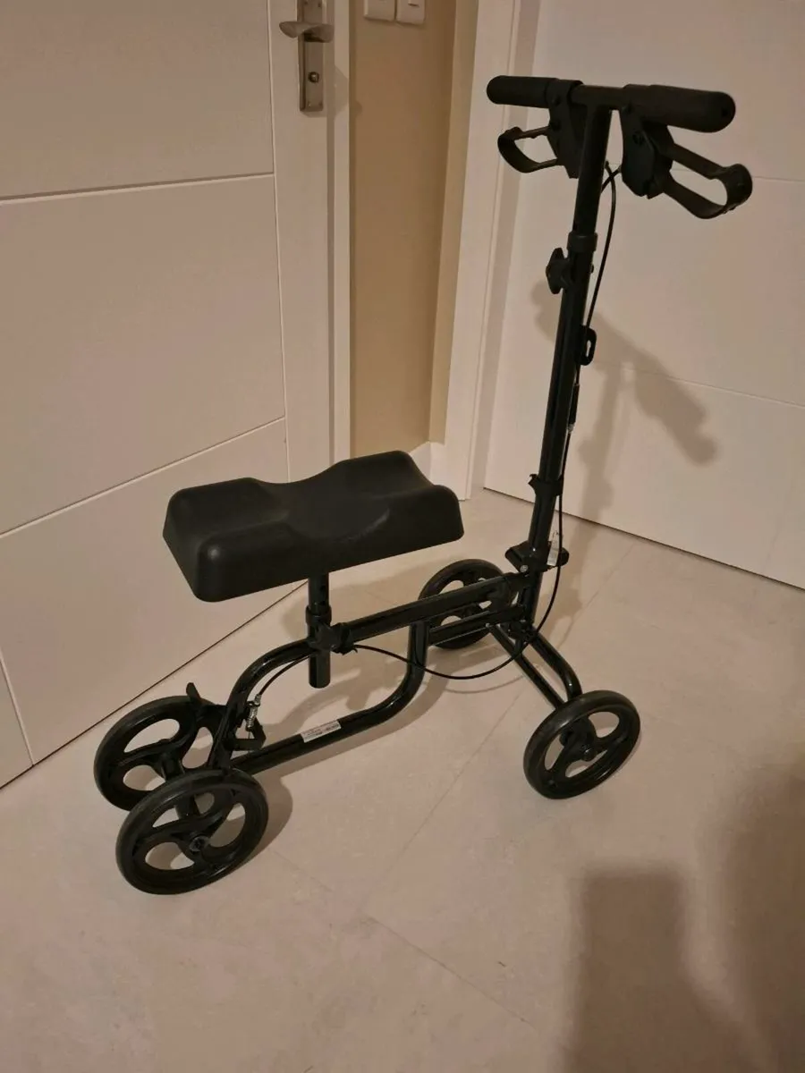Mobility aid Knee scooter - Image 2