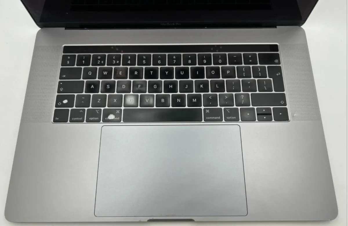 2019 Apple MacBook Pro A1990 15 Inch FOR PARTS - Image 3