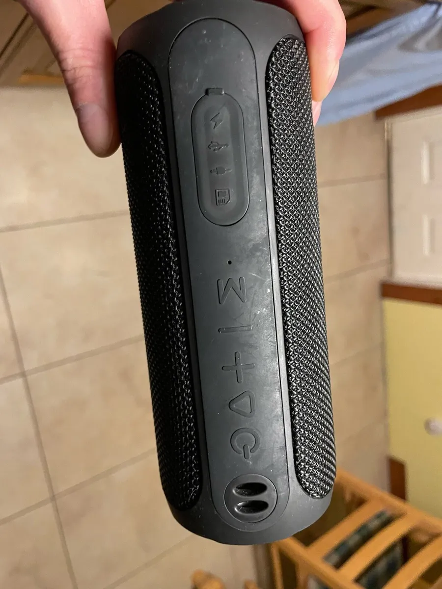 Goodmans Bluetooth speaker lights at side - Image 1