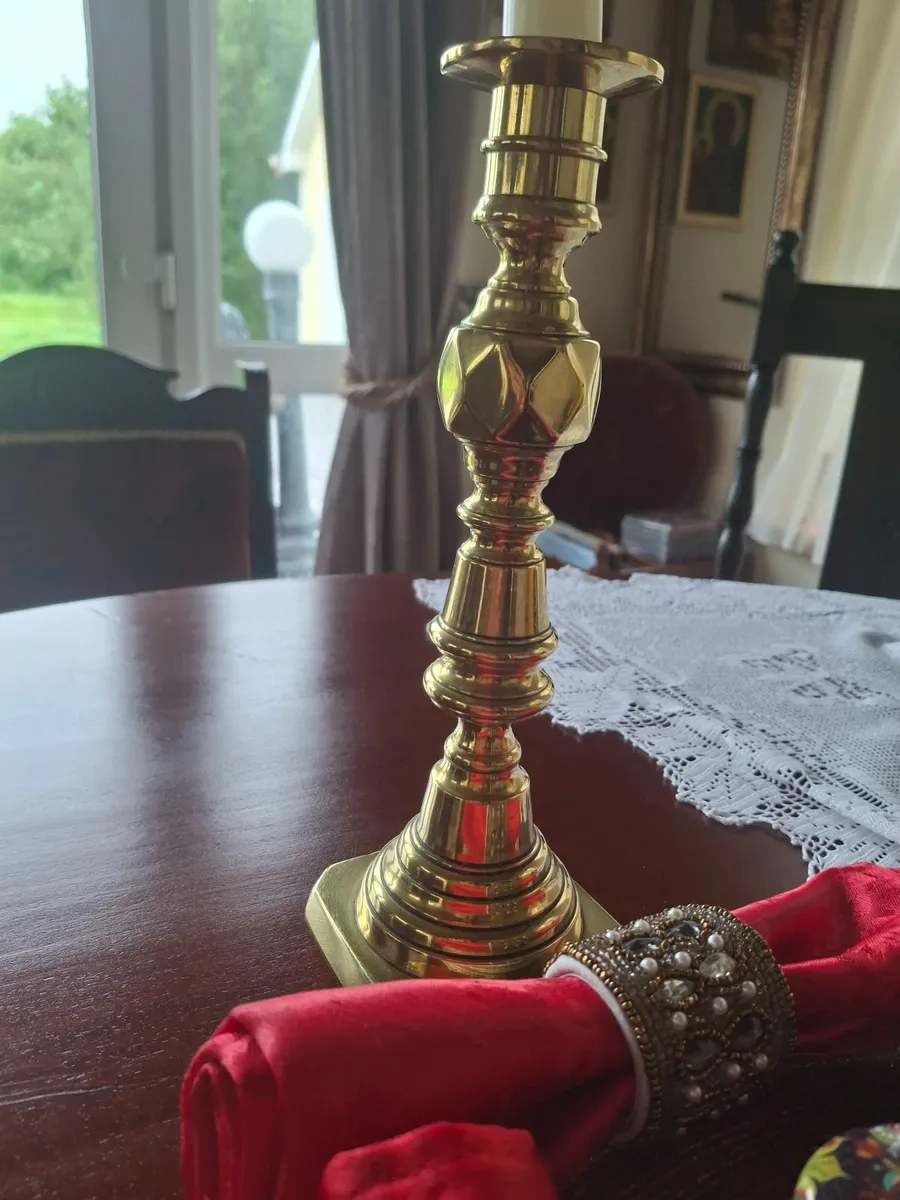 Beautiful Victorian 1900's Tall solid brass candle - Image 4