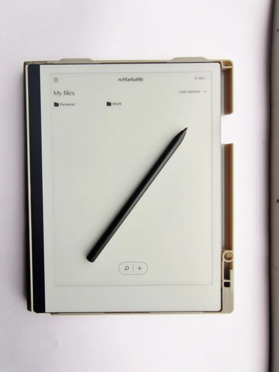 reMarkable paper tablet - like new, perfect for focused note taking  and sketching. - Image 1