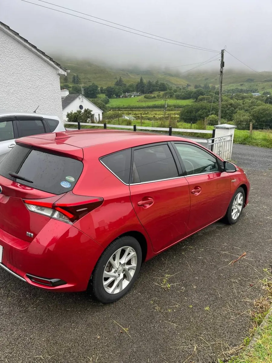 Toyota Auris 2016 As New 41k km's BEST PRICE - Image 2