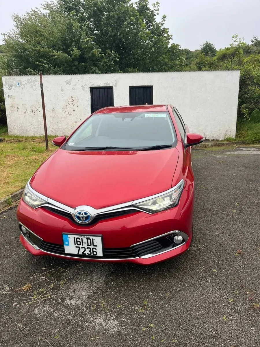 Toyota Auris 2016 As New 41k km's BEST PRICE - Image 1