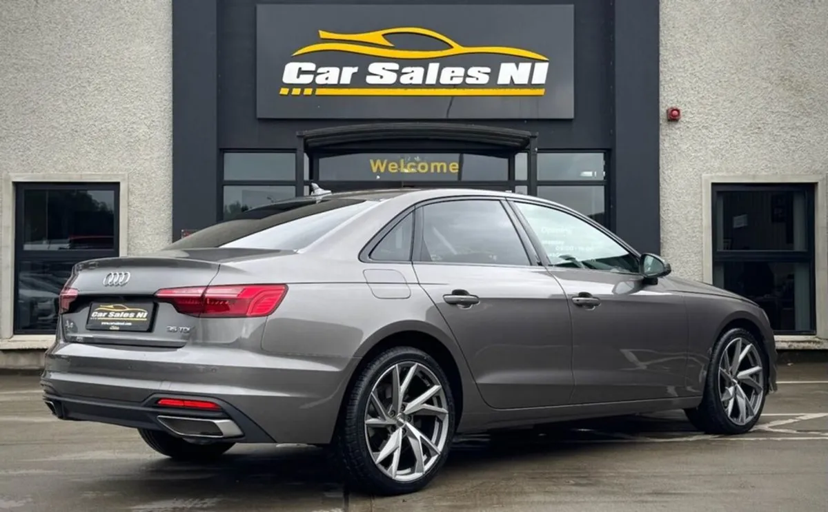 Audi A4 2.0 TDI 35 Technik Saloon 4dr Diesel S Tr - Image 3