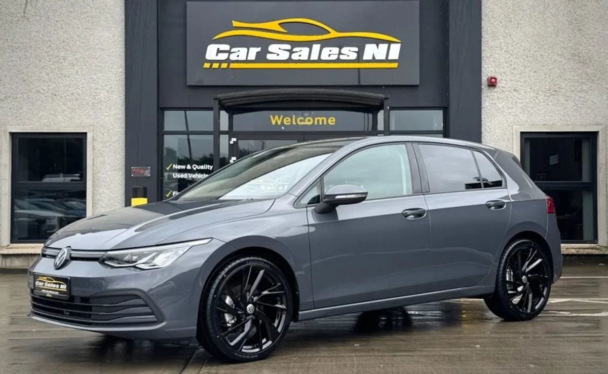 Volkswagen Golf 1.5 TSI Life Hatchback 5dr Petrol - Image 2