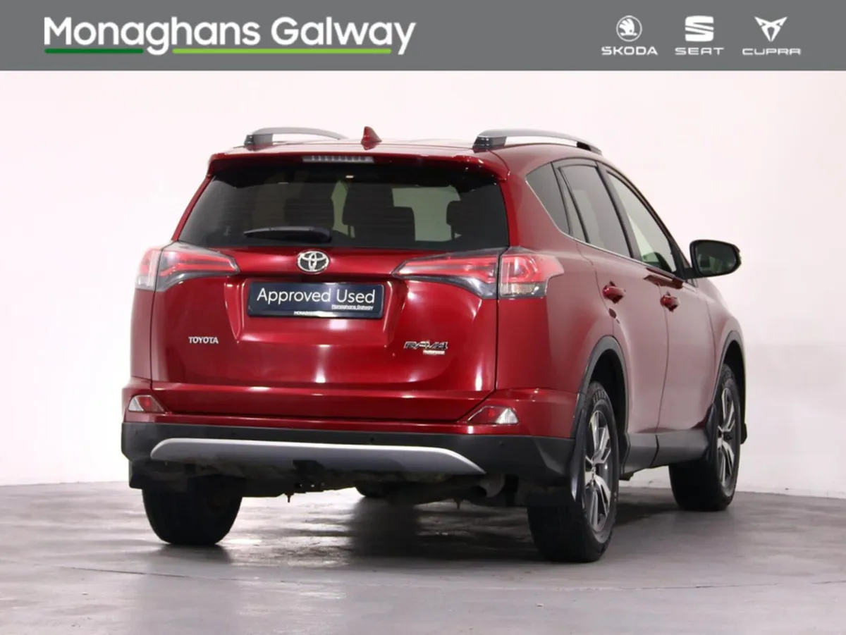 Toyota RAV4 2.0 D LUNA SPORT 4DR - Image 4