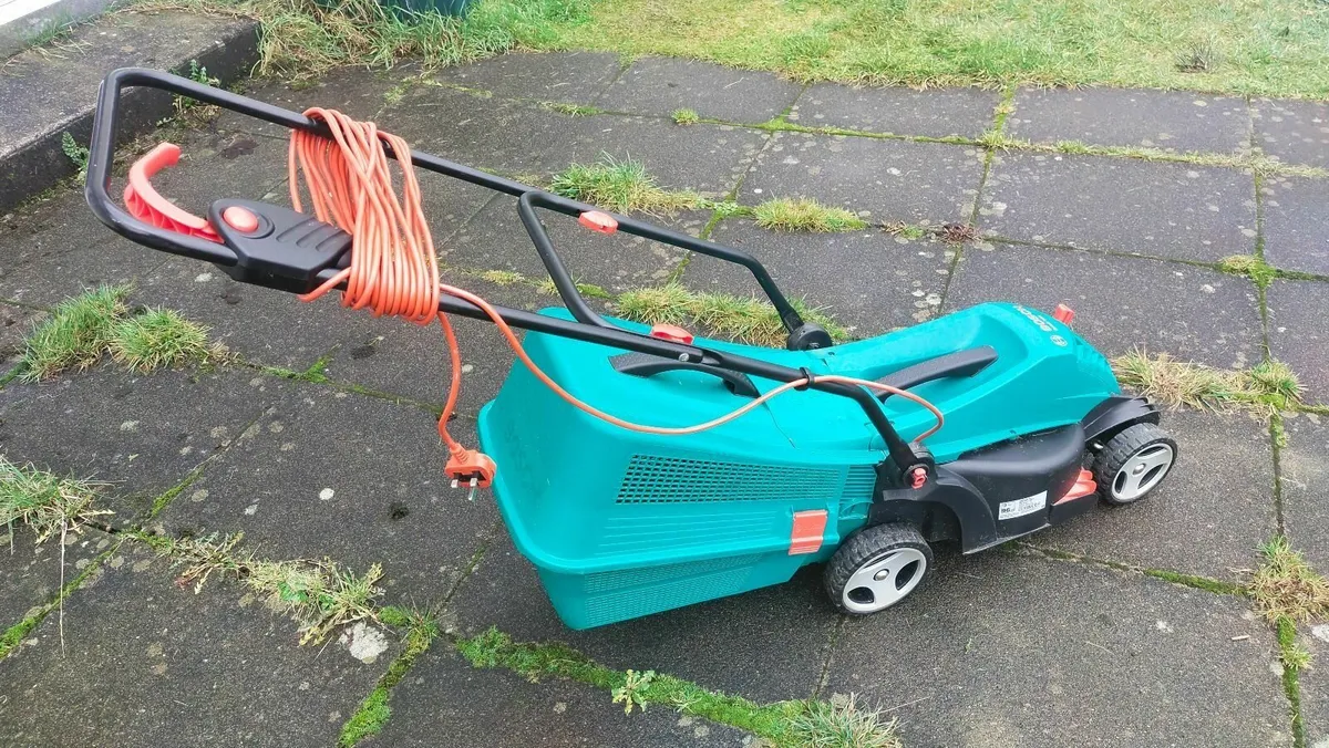 Lawnmower Electric Bosch Rotak 34R - Image 4