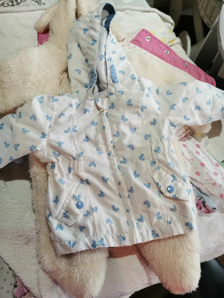 Girls clothes - Image 2
