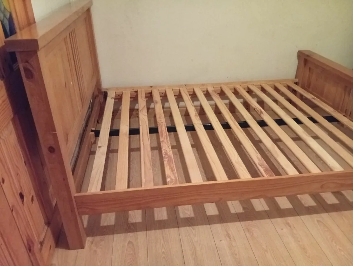 Pine Quality Sturdy King size bed frame - Image 3