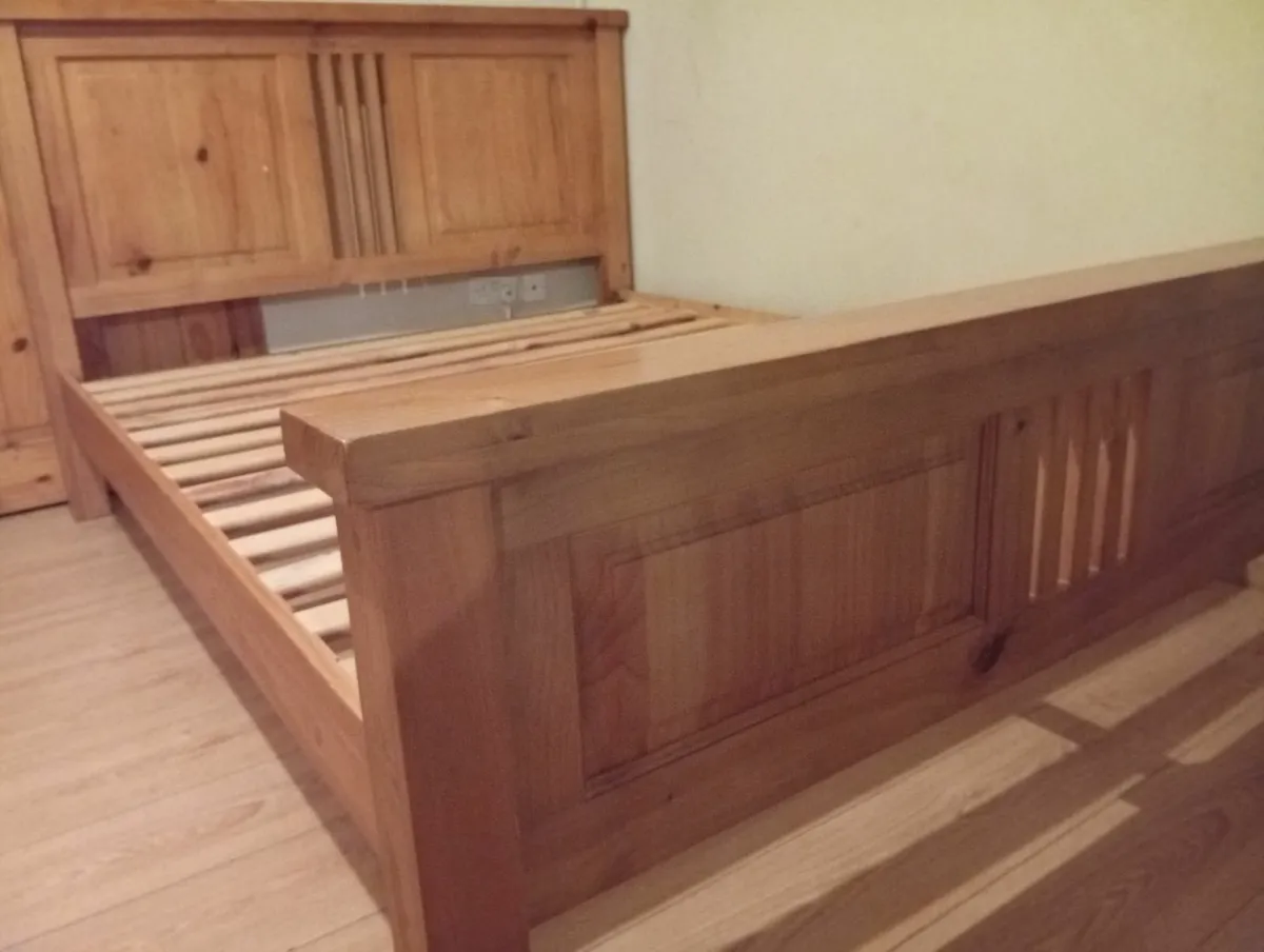 Pine Quality Sturdy King size bed frame - Image 1