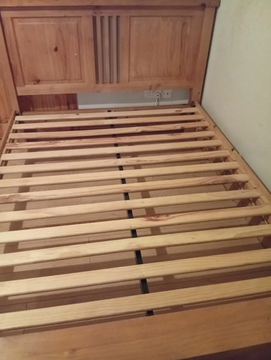 Pine Quality Sturdy King size bed frame - Image 4