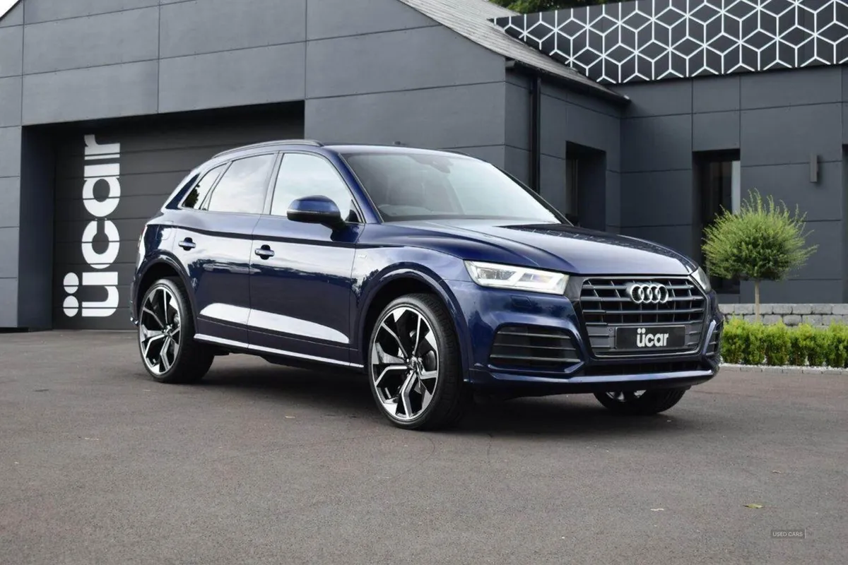 Audi Q5 2.0 TDI 40 S Line - Image 1