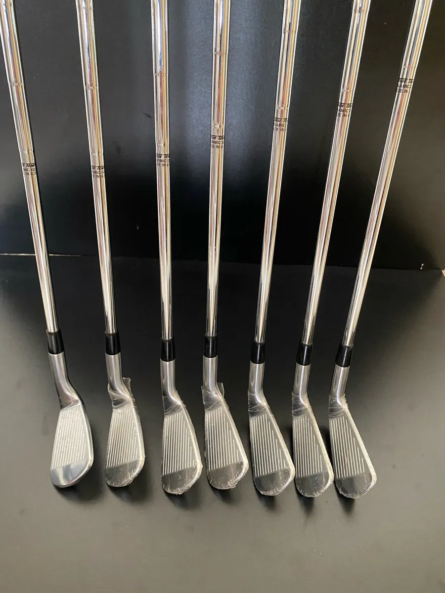 Titleist 716 MB irons - Image 2