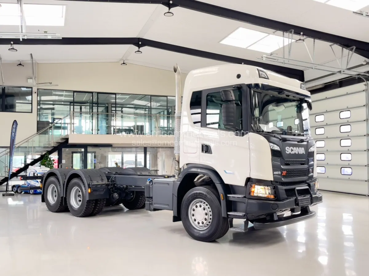 2025 SCANIA 460G XT 6X4 DOUBLE DRIVE CHASSIS CAB - Image 1