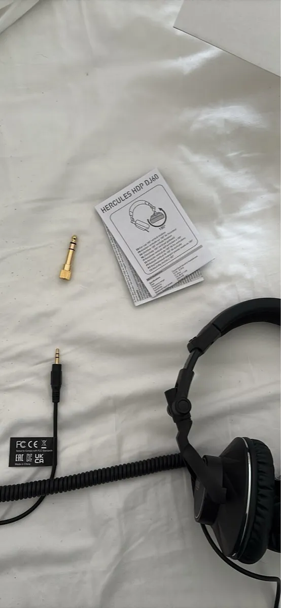 Hercules HDP DJ60 Headphones - Image 4