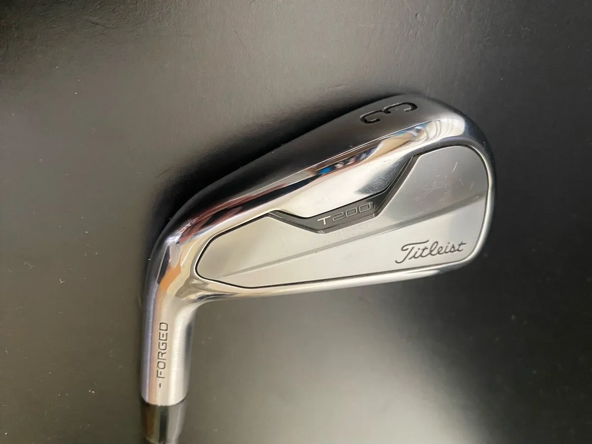 Left hand Titleist T200 3 iron - Image 1