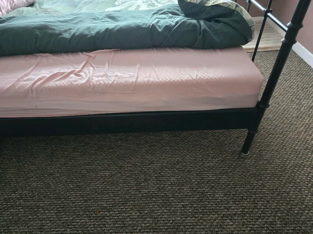 Black double bed frame - Image 4