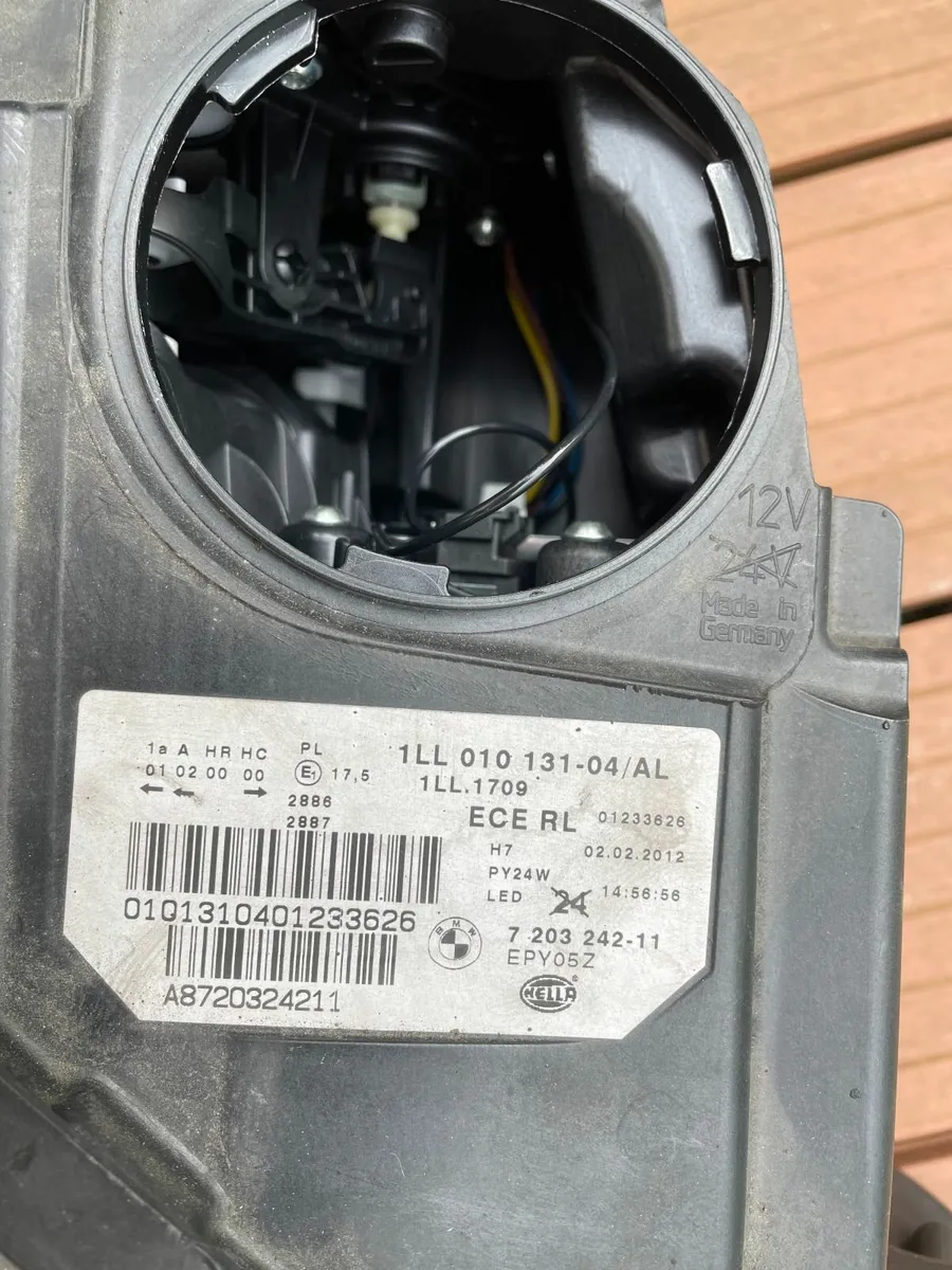 bmw 520 headlight and module - Image 2