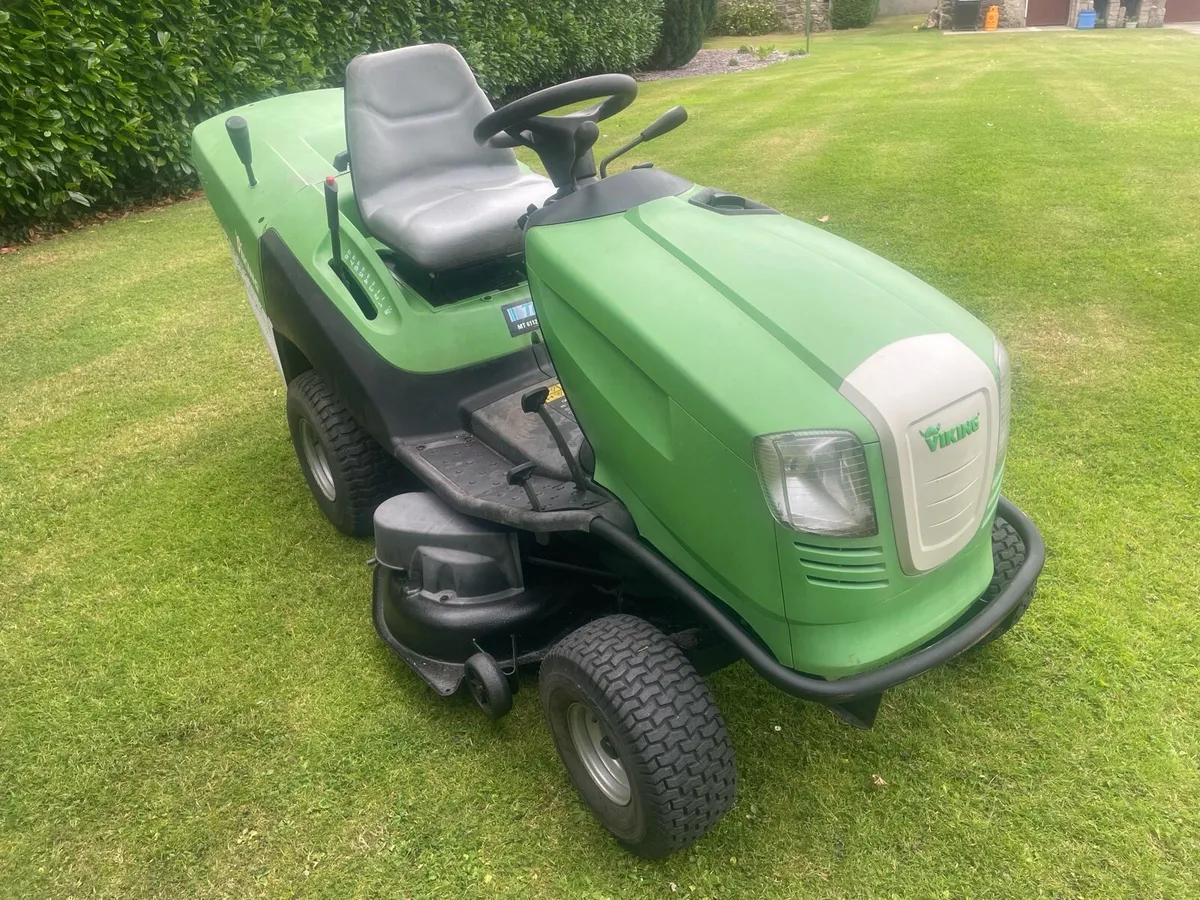 Viking ride on mower - Image 1