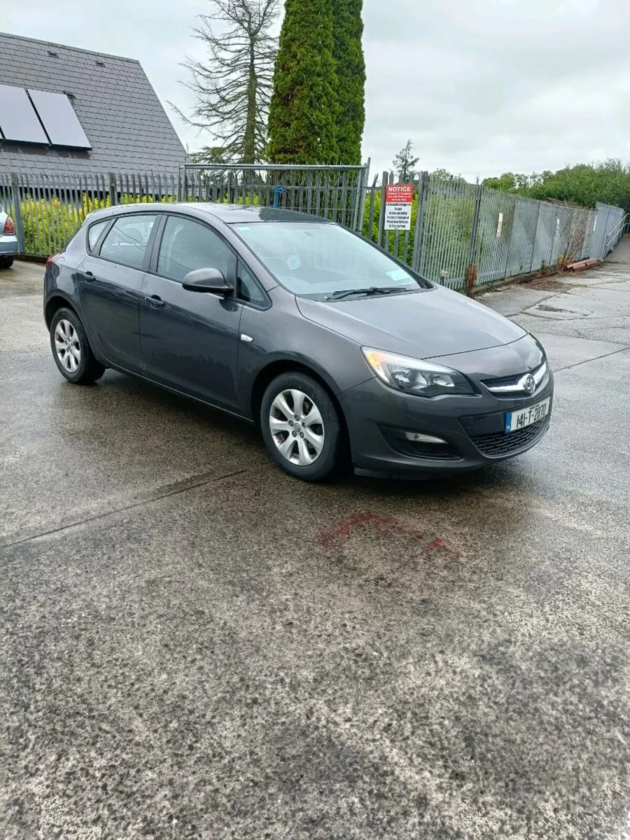 2014 opel astra