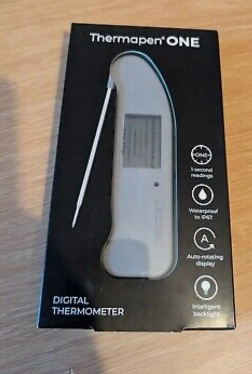 Thermapen one cooking thermometer