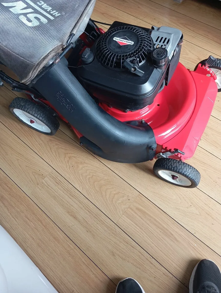 Snapper 21" walk behind lawnmower - Image 3