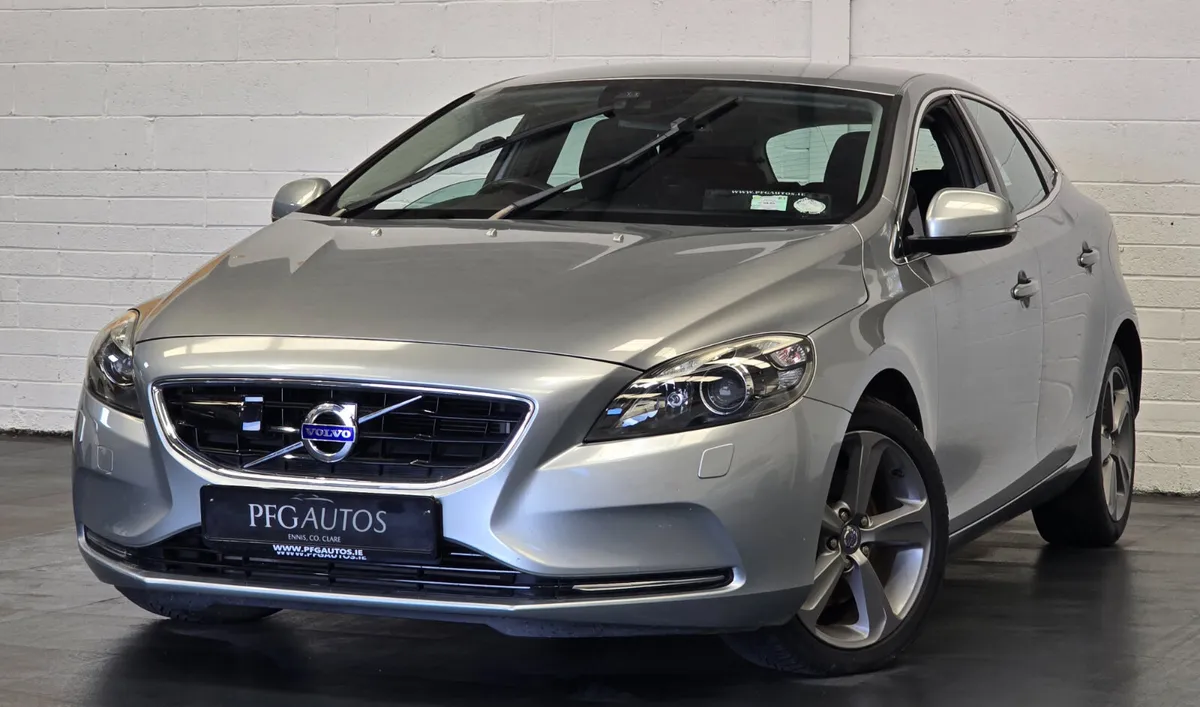 14 V40 auto - Image 4