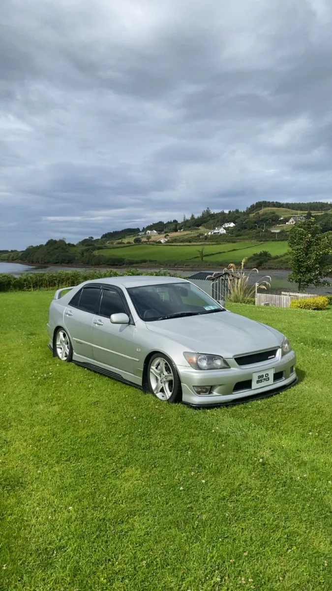altezza - Image 1