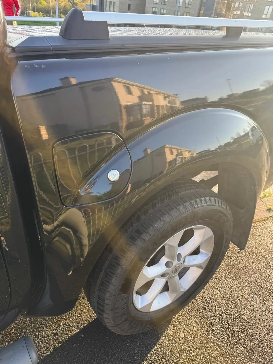Nissan Navara 2010 - Image 3