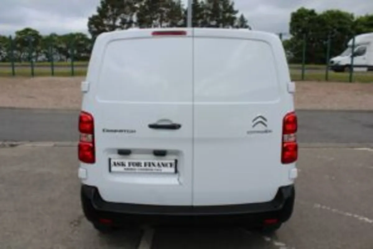 2023 Citroen Dispatch 1000 Enteprise Edition - Image 4